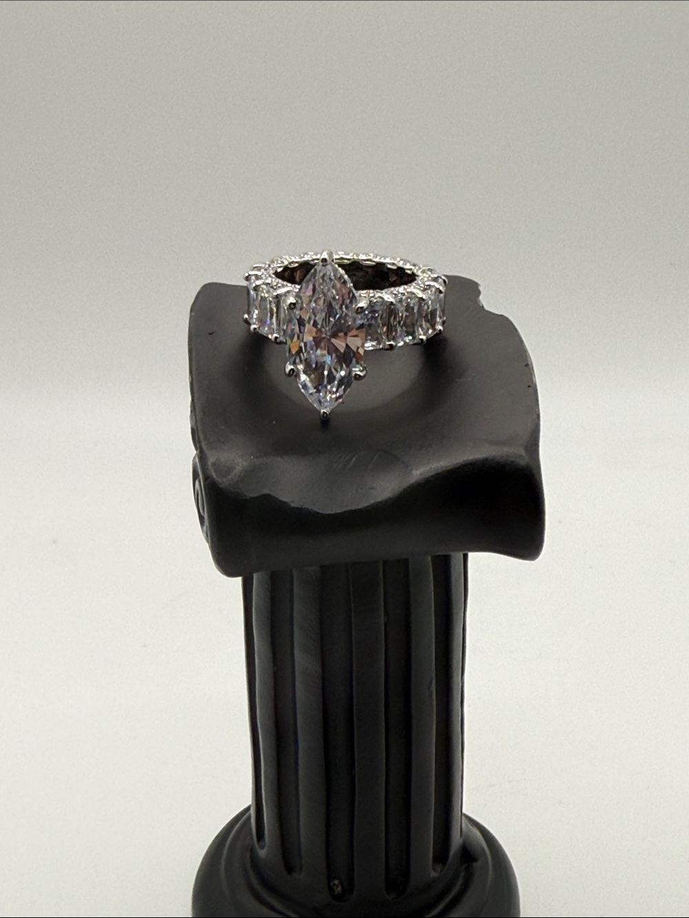 Silver Marquise-Cut Clear Stone Band Ring - Elegant Women’s Jewelry for gabzzzzz